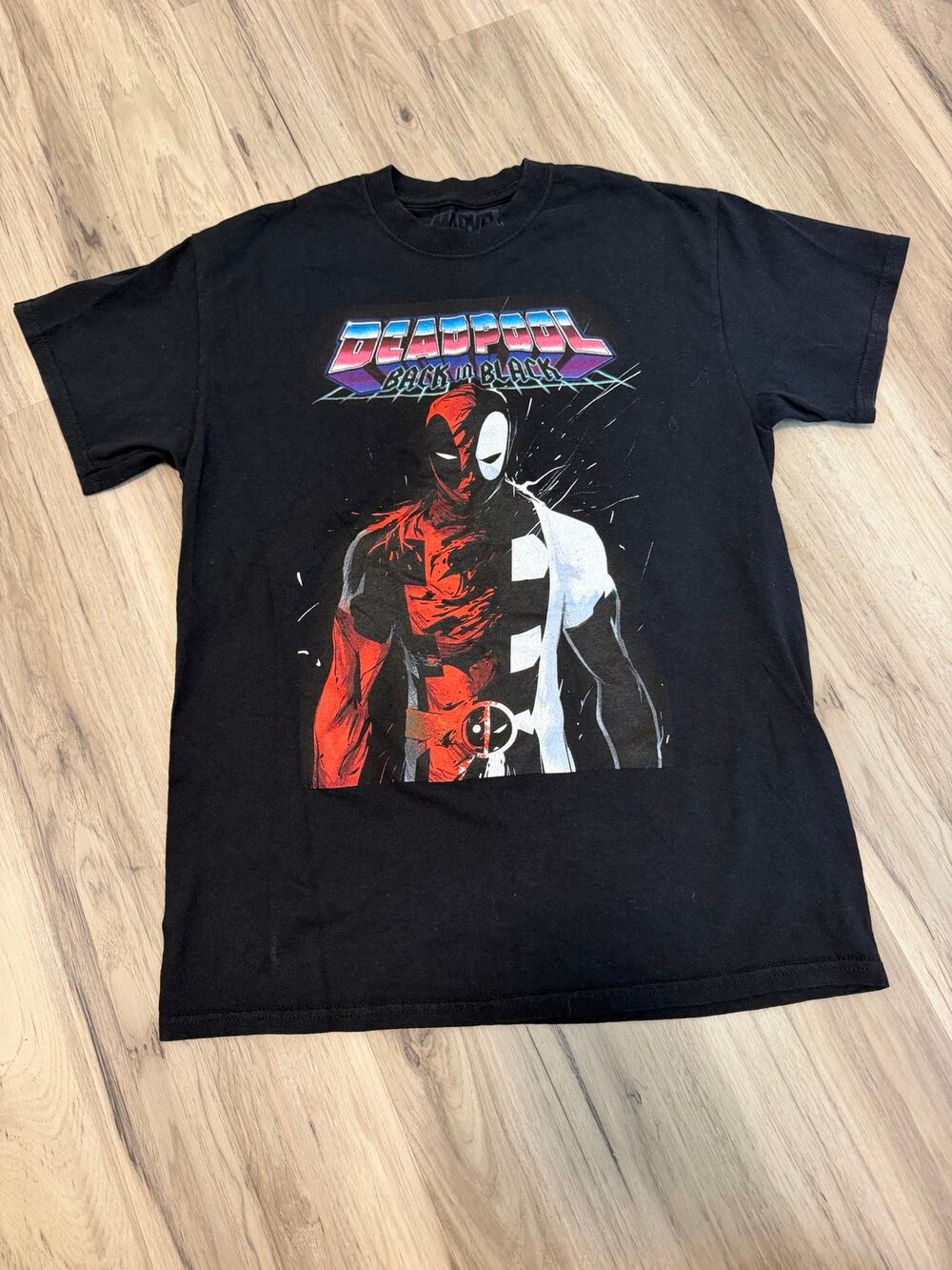 MARVEL Deadpool Back in Black Graphic T-Shirt Men Size M Black